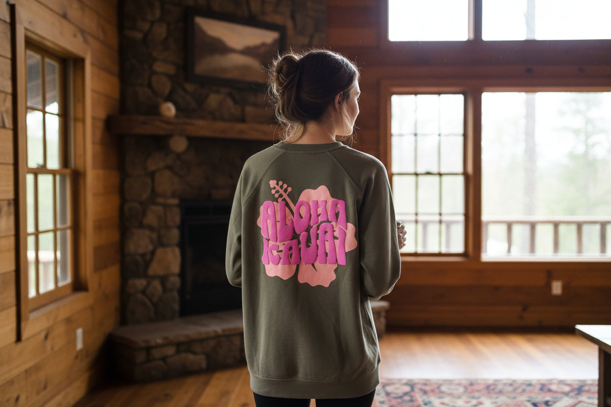 "Himeni Puff Hibiscus" W Crew Neck Sweater